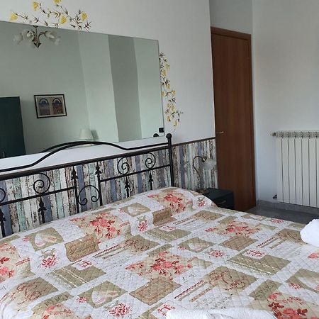 Libro Di Sogni - B&B Letterario Caserta Vecchia Zewnętrze zdjęcie