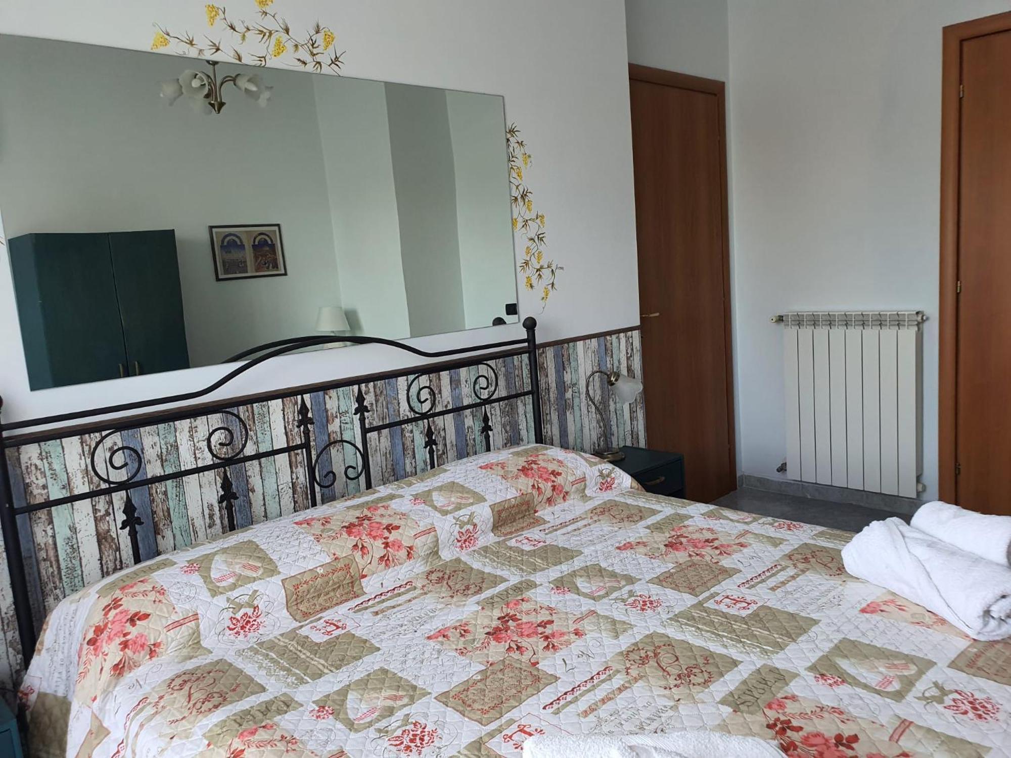Libro Di Sogni - B&B Letterario Caserta Vecchia Zewnętrze zdjęcie
